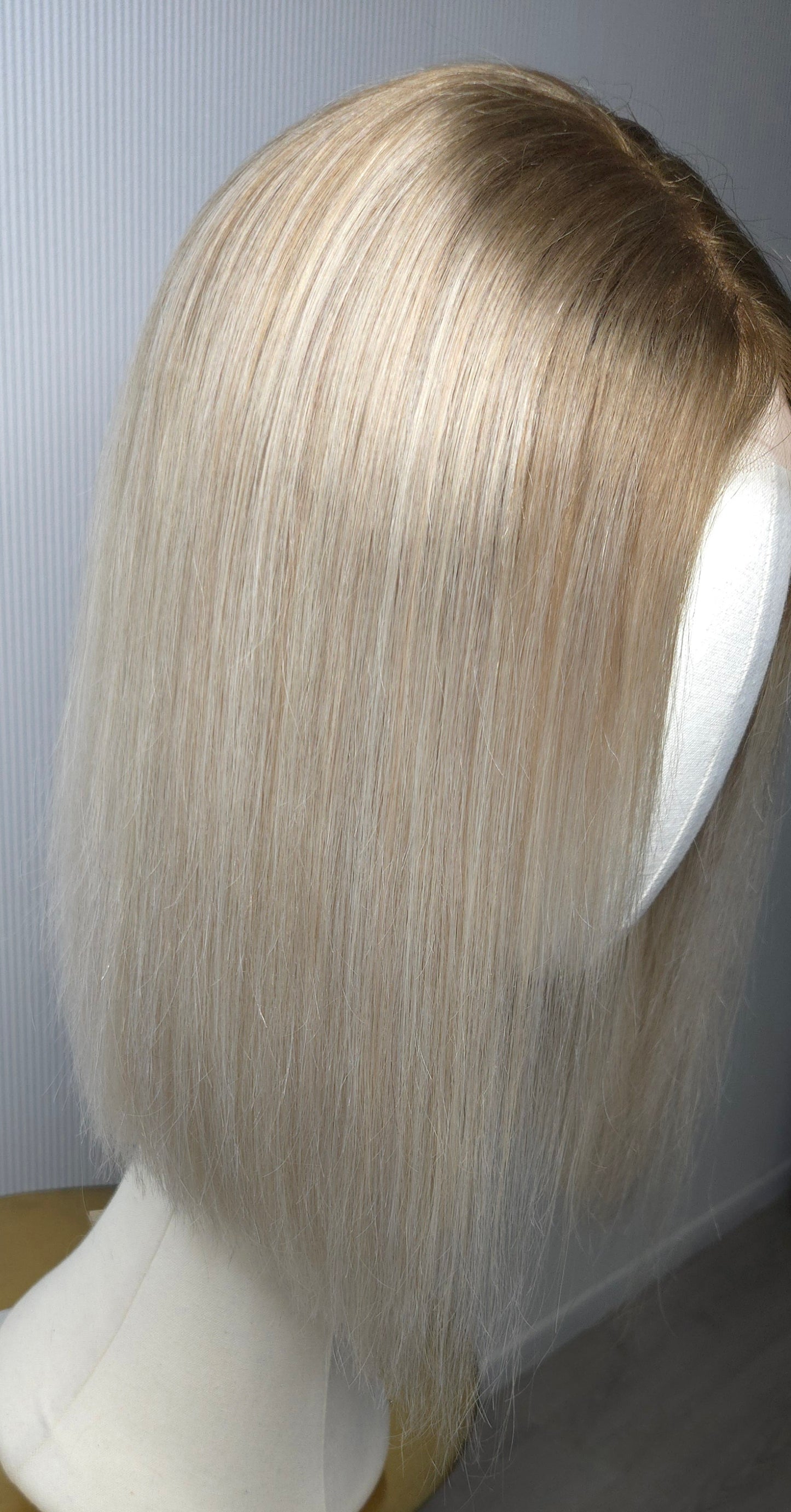 COLLECTION DE PERRUQUES DE CHEVEUX HUMAINS