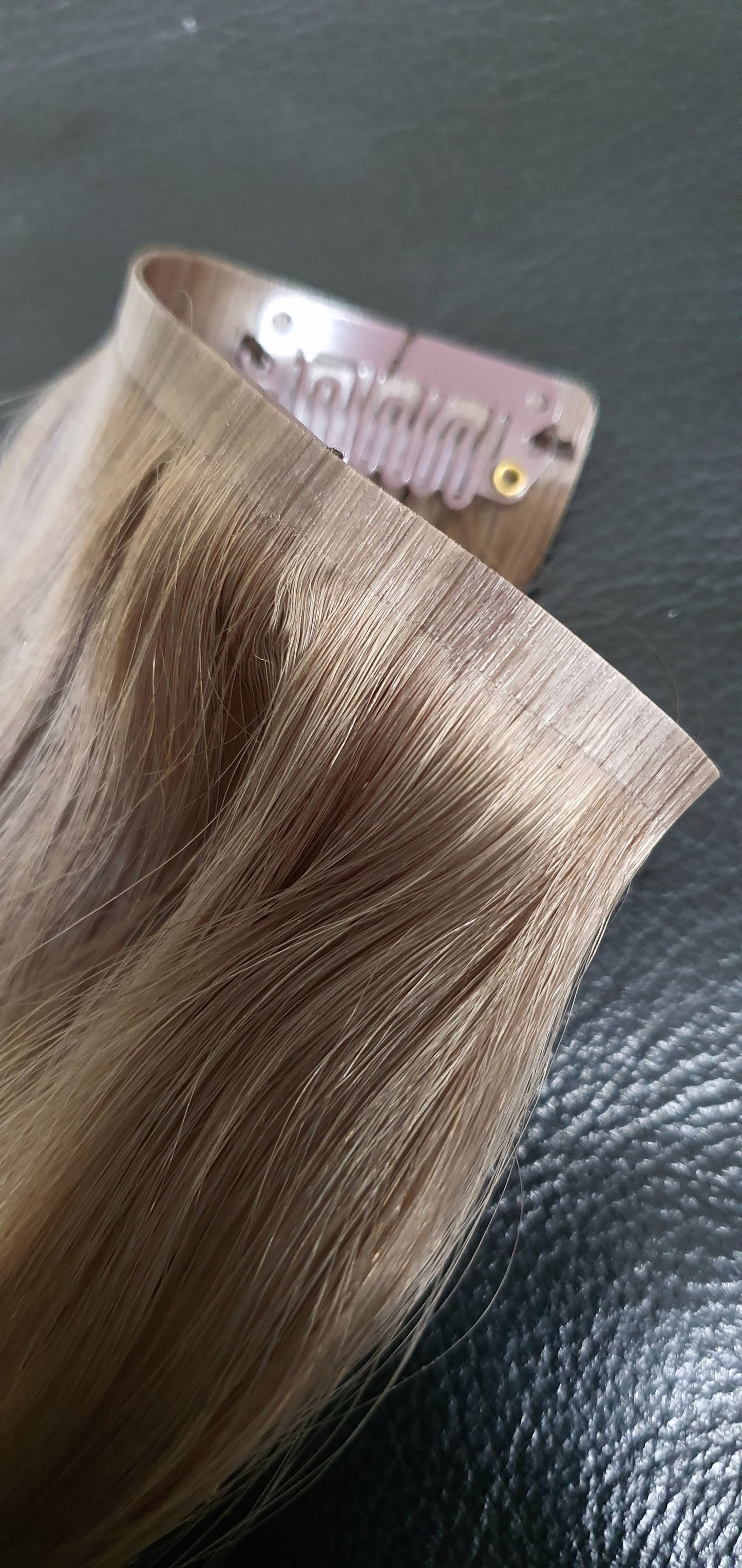 Seamless Clip In Hair Extensions