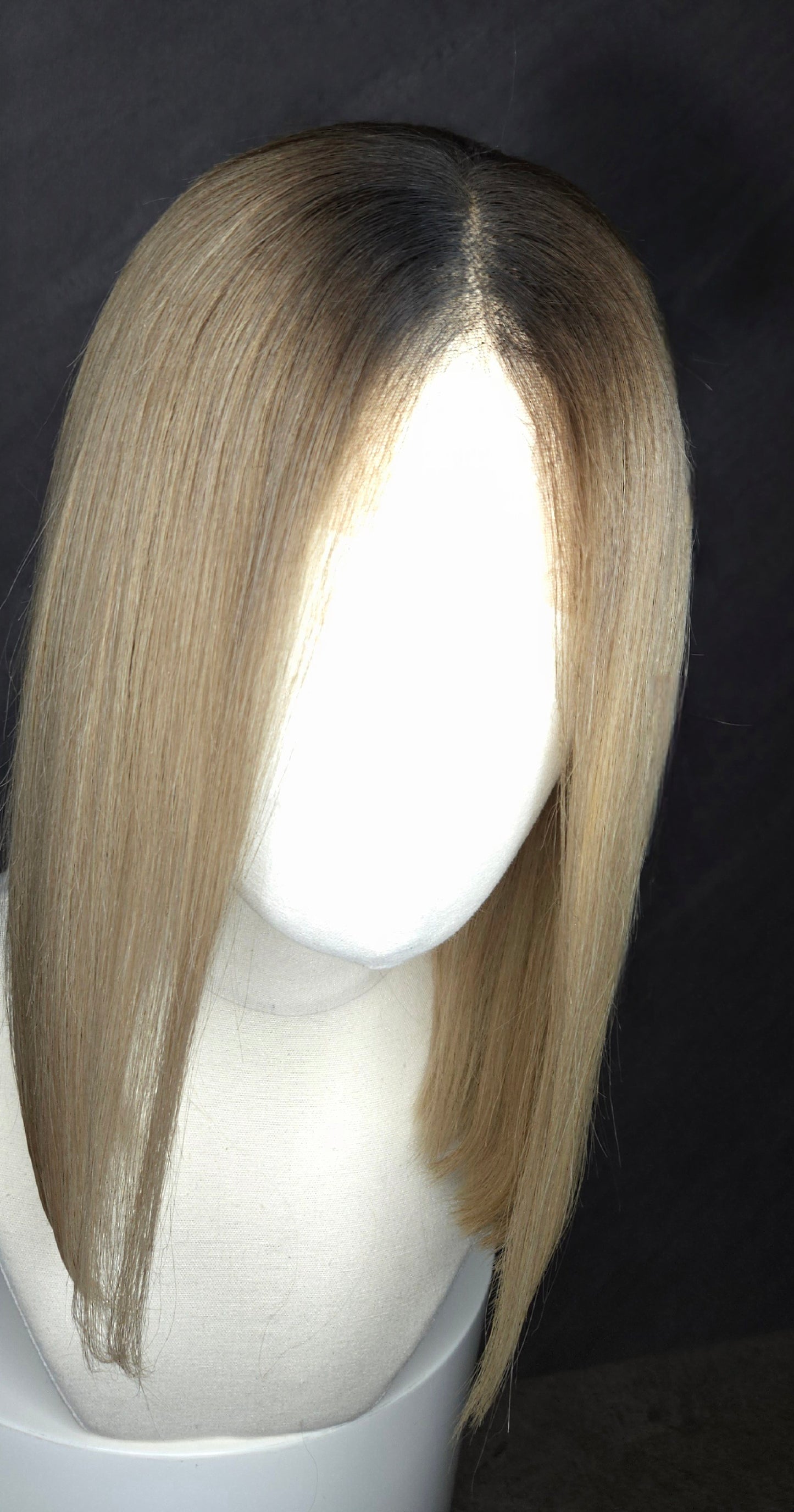 Audrey: 14" Human Hair Wig - Straight Blonde Bob with Dark Roots Perth
