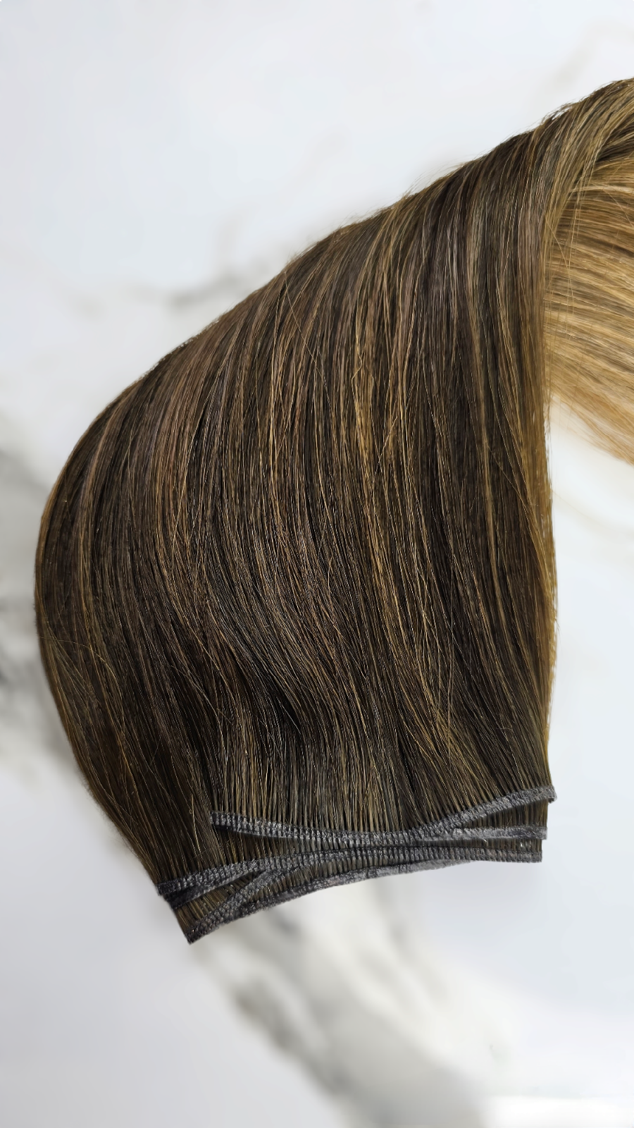 EXTENSIONS DE CHEVEUX À TRAME HYBRIDE 50" Gramme