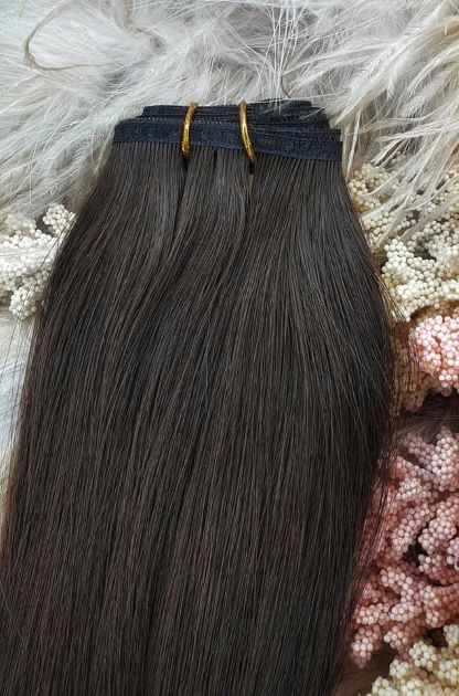 CHEVEUX À TRAME PLATE