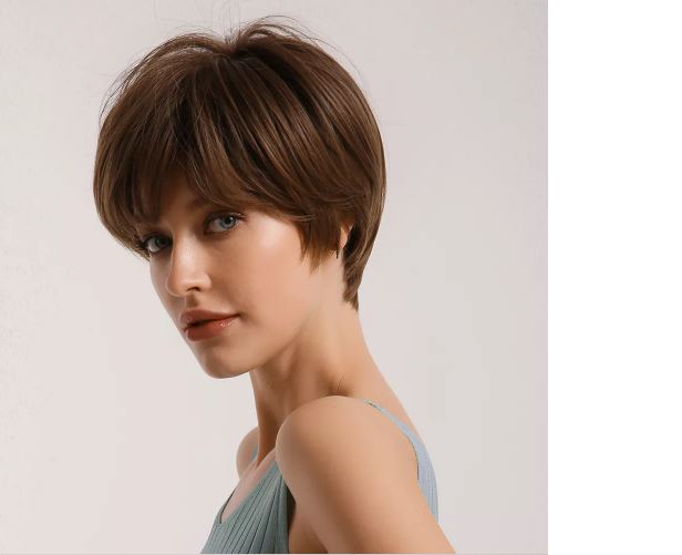 SHORT BROWN SYNTHETIC WIG