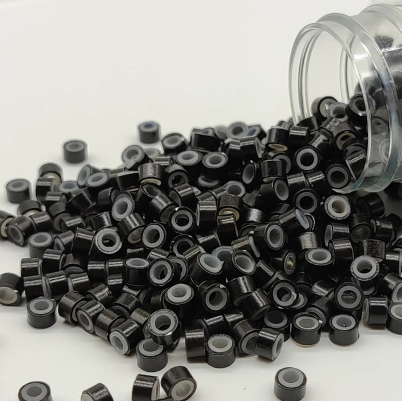 Micro Beads: Discreet Hair Extension Application