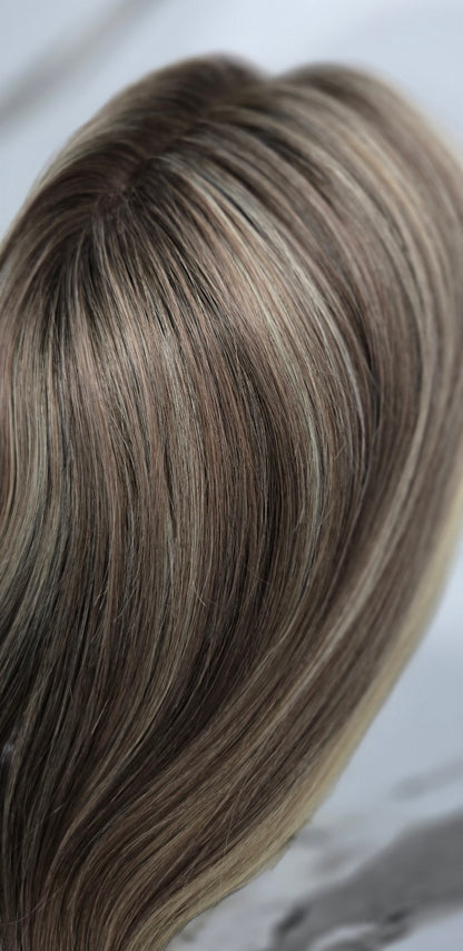 The Chloe – 14" Clip-In Topper