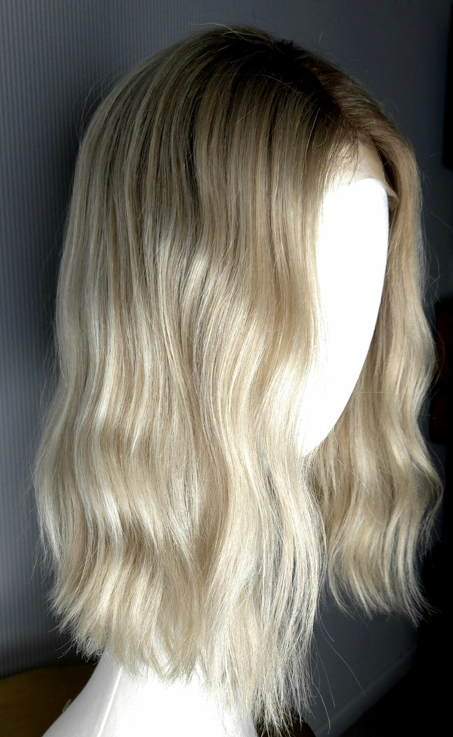Aurélie" French Golden Blonde Human Hair Wig | 14-Inch Bob